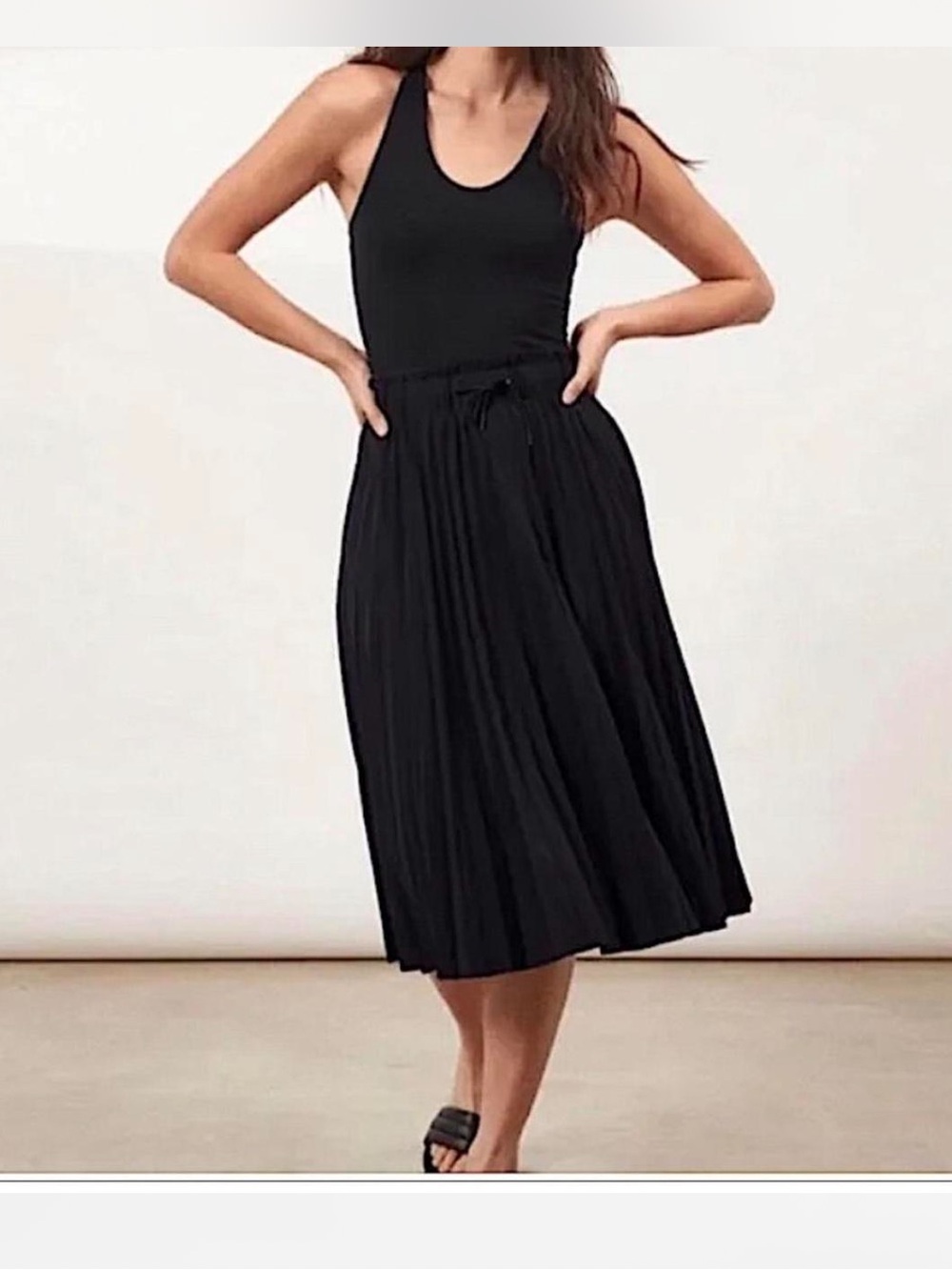 Athleta Hayes Pleated Midi Skirt Black Size Medium
